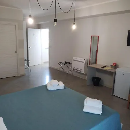 Sand Hotel ホテル ボトリチェッロ